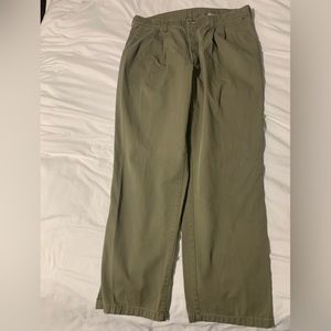Men’s Timber Creek by Wrangler Khaki Pants Size 36x32 Pleated front 100% Cotton